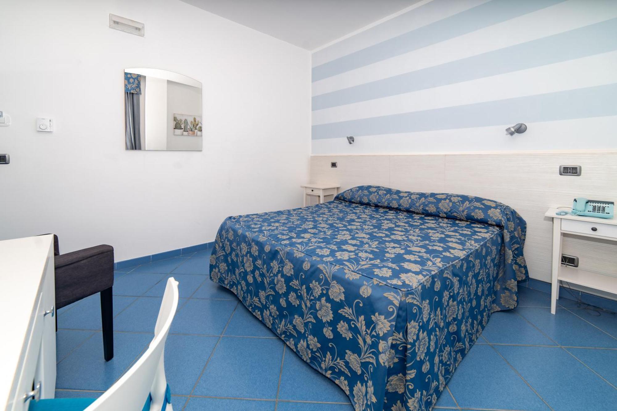 Hotel La Sorgente Savelletri Bagian luar foto