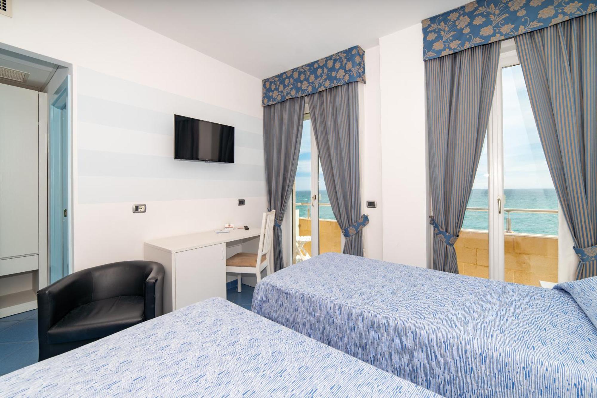 Hotel La Sorgente Savelletri Bagian luar foto
